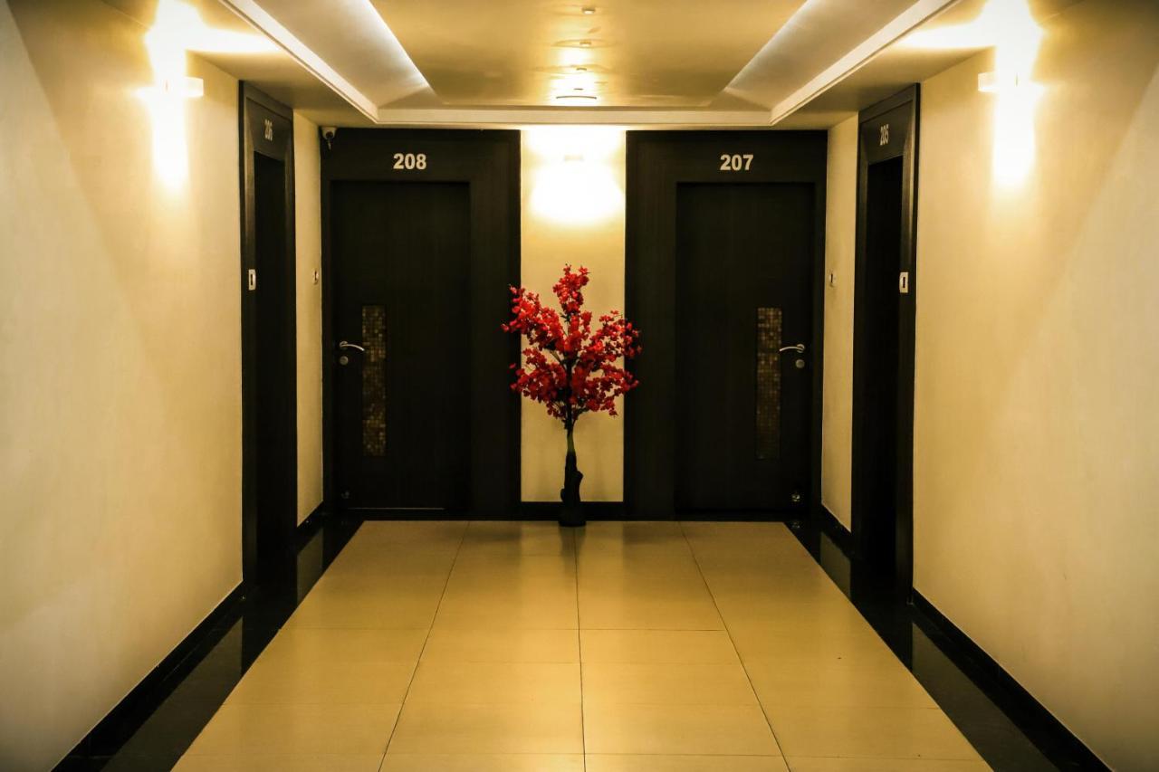 Hotel Kirti Jāmnagar Εξωτερικό φωτογραφία
